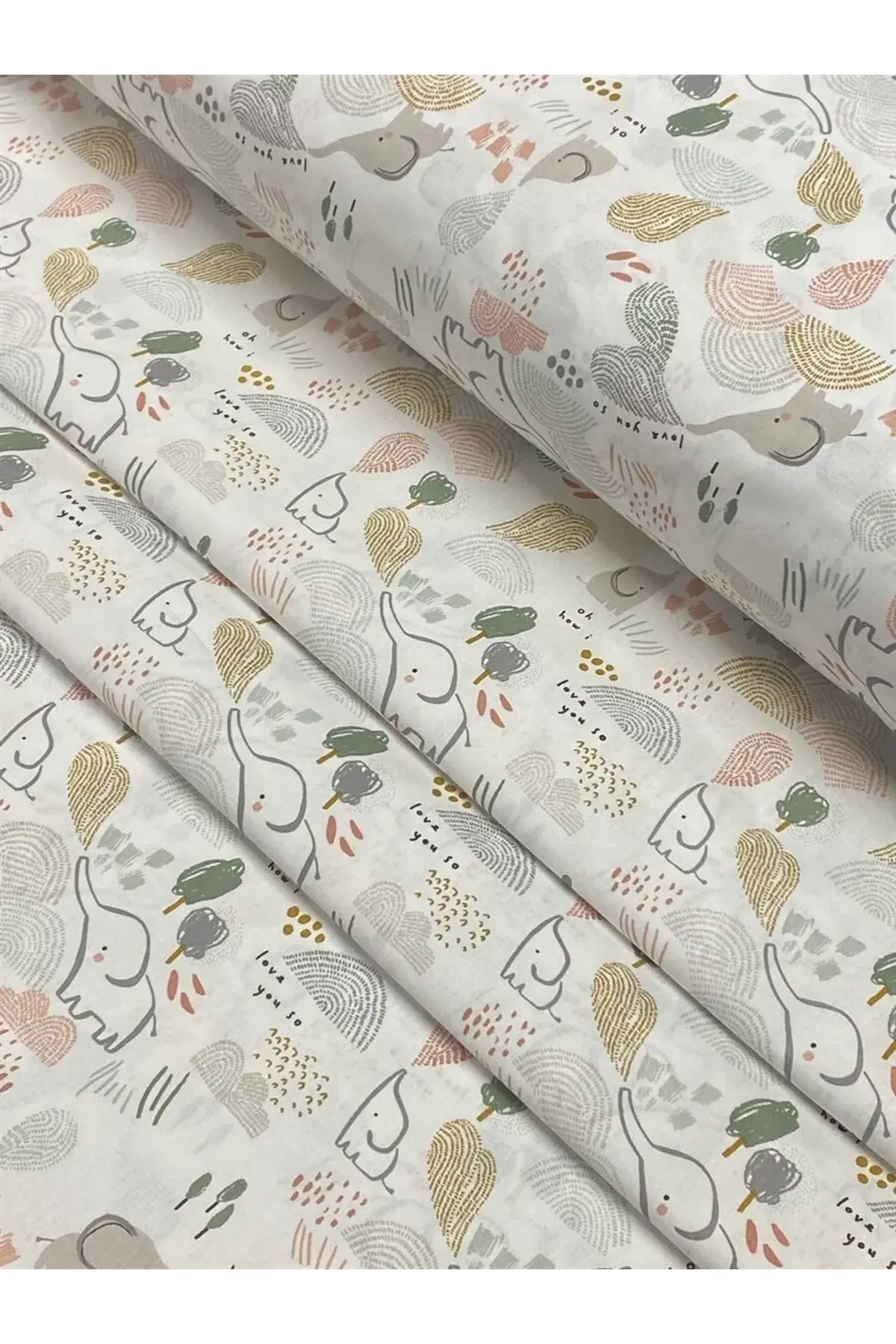 Kurtköy Perdeci dükkanından evinize uygun kumaş örnekleri