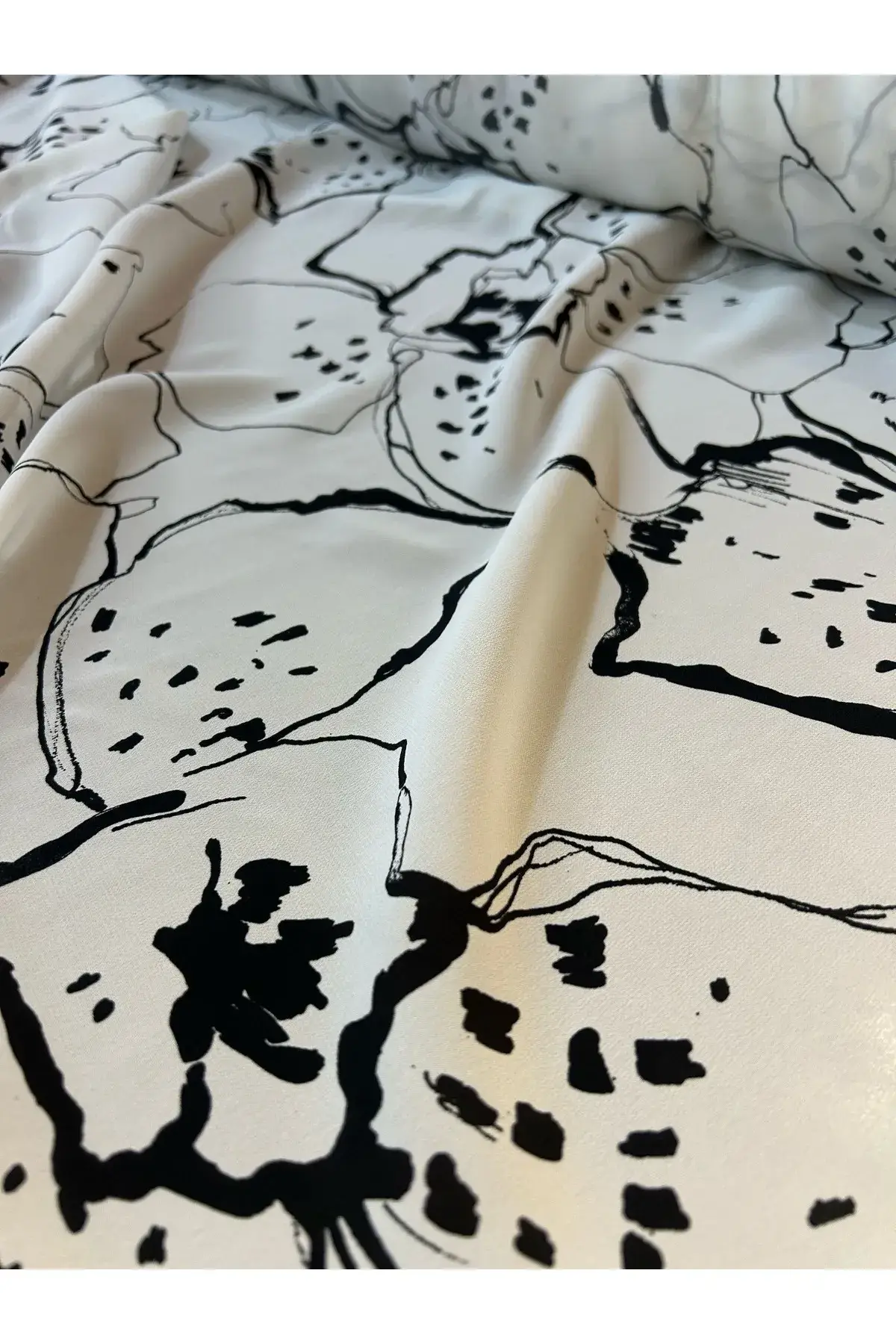 Kadıköy Perdeci dükkanından evinize uygun kumaş örnekleri