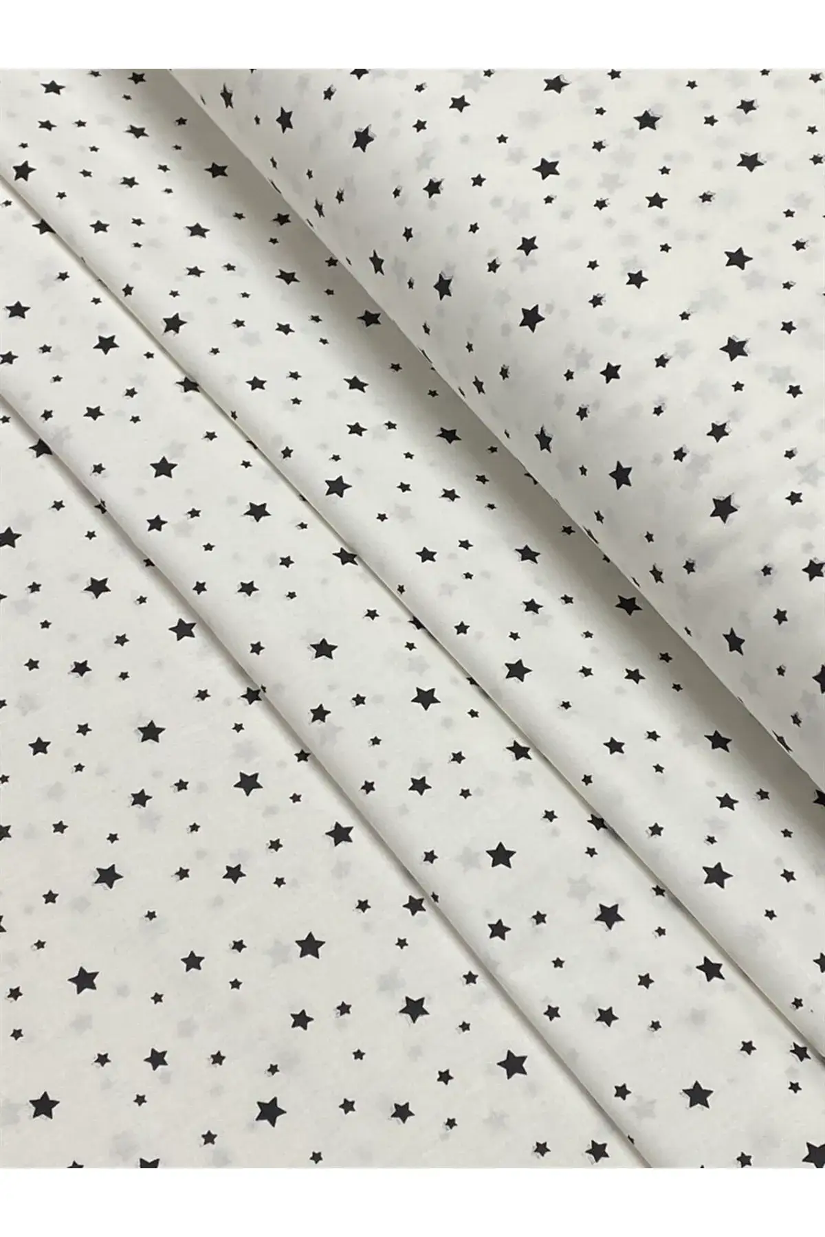 Ataşehir'de bulunan perde kumaş örnekleri