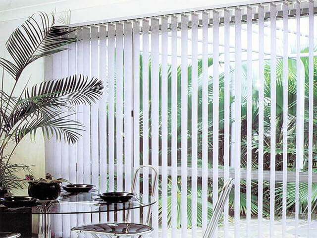 Ataşehir’de ofis ve ev kullanımı için şık dikey perdeler