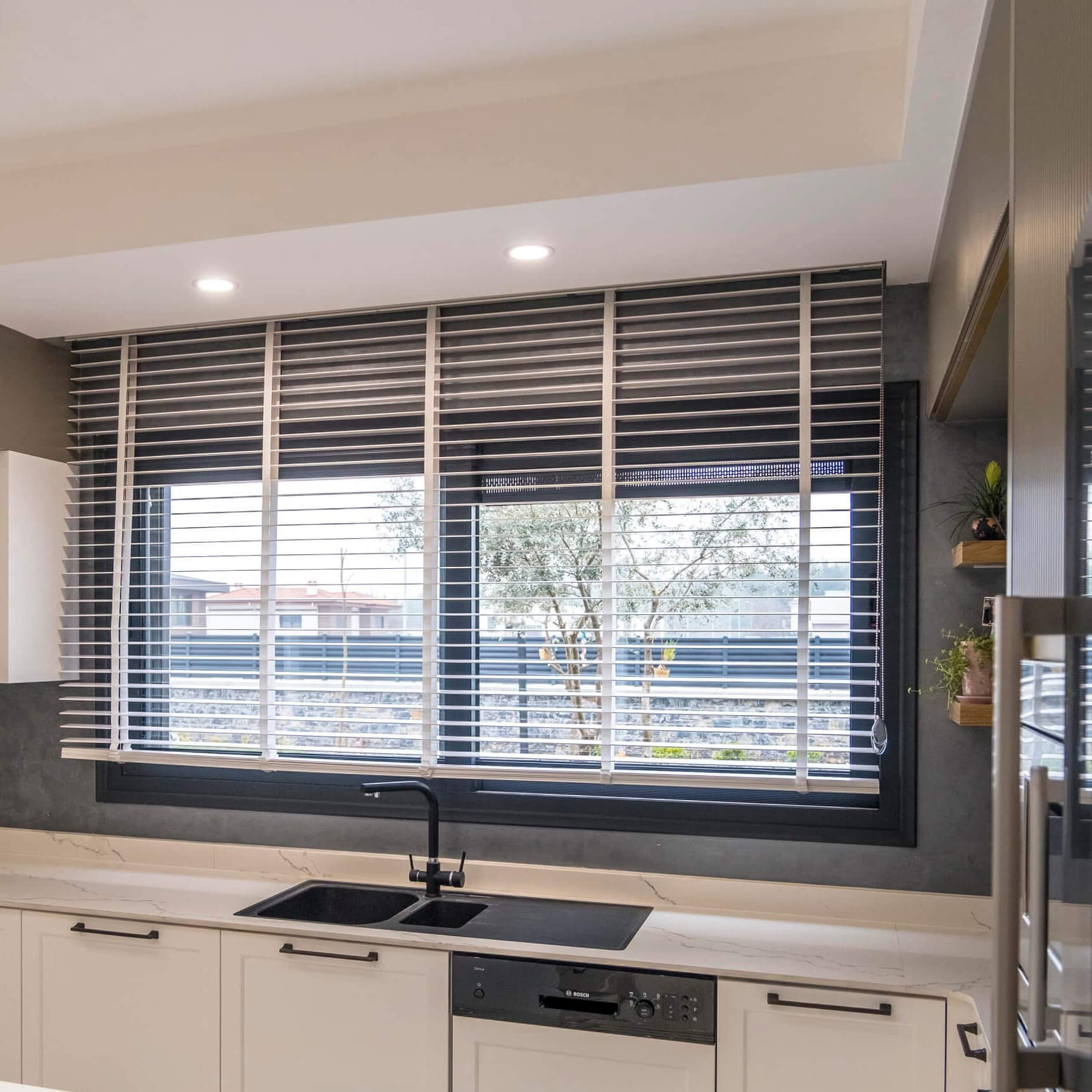 Ataşehir'den gelen ve içerisinde bulunan dükkanımızdan Mutfak Perde örneği